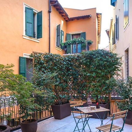 Appartement La Terrazza In Centro à Vérone Extérieur photo